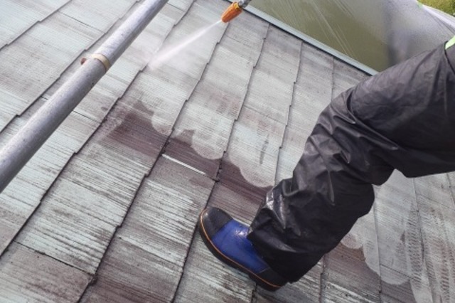 住宅屋根　塗り替え塗装工事の画像03