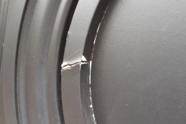 岡山市　結婚式場　扉塗装の画像04