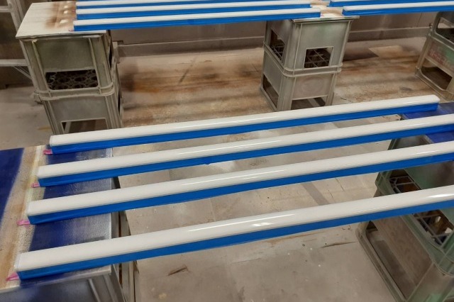 福山市　BAR　店舗塗装の画像04