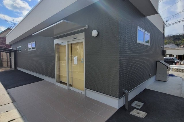 福山市　店舗塗装の施工後画像