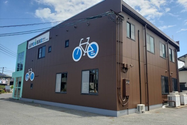 岡山県 店舗塗装工事の施工後画像