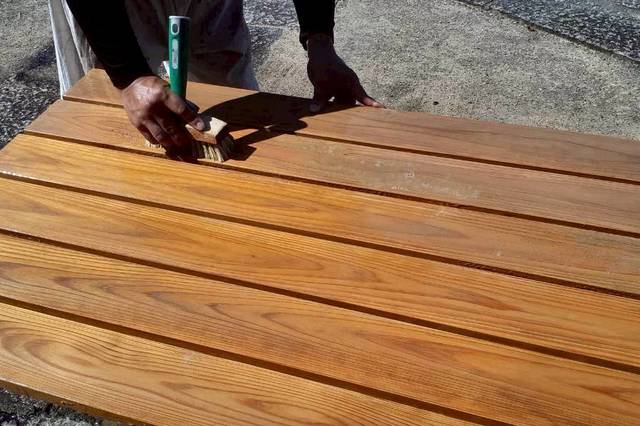 尾道市　お寺(木部）撥水塗装の画像01