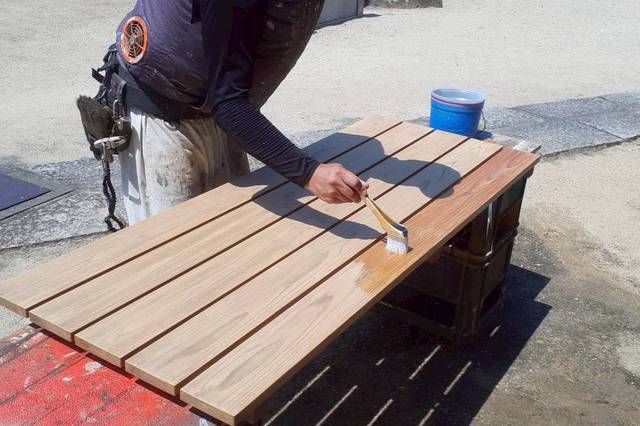 尾道市　お寺(木部）撥水塗装の画像02