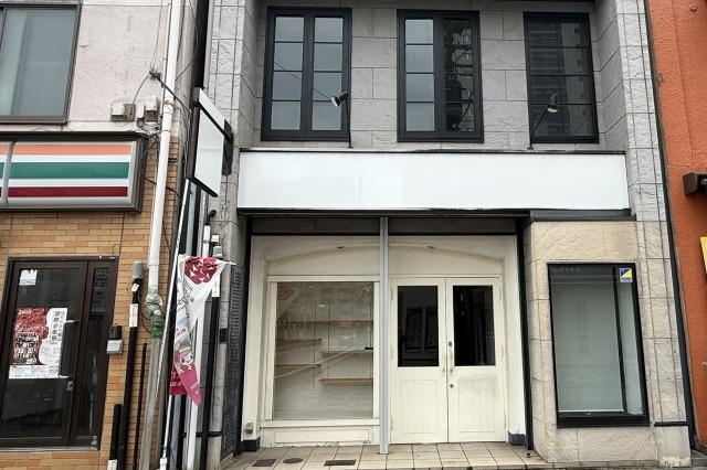 福山市　店舗塗装の画像05