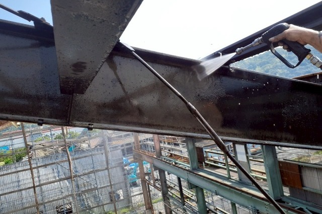 岡山県　工場兼倉庫塗装の画像01