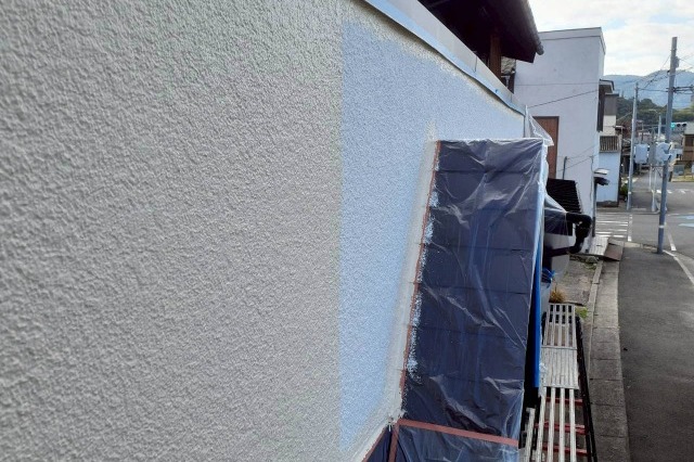 尾道市　店舗塗装の画像02